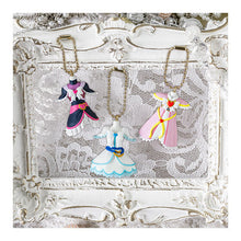 Load image into Gallery viewer, New box information 🌟New arrivals in August🌟 Gacha brand new in stock Bandai Princess PreCure Max Heart costume charm ~ 20th anniversary ~ A set of 3 beautiful Nagisa Yukijo Honoka Kujo Hikari
