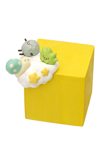 The new box recognizes the Japanese version of the box egg Re-ment, the corner friend, Sumikko Pittori, the little dust, the grass, the fake snail 