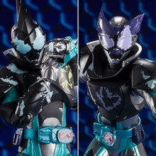 Load image into Gallery viewer, New box to identify the current version of BANDAI New Hong Kong Soul SHF SHFiguarts KAMEN RIDER Revice 2 Riders 2 Riders EVIL BAT GENOME/JACKAL GENOME Bat Igarashi Dai Er Igarashi Da Er Demon Kagero Mirage
